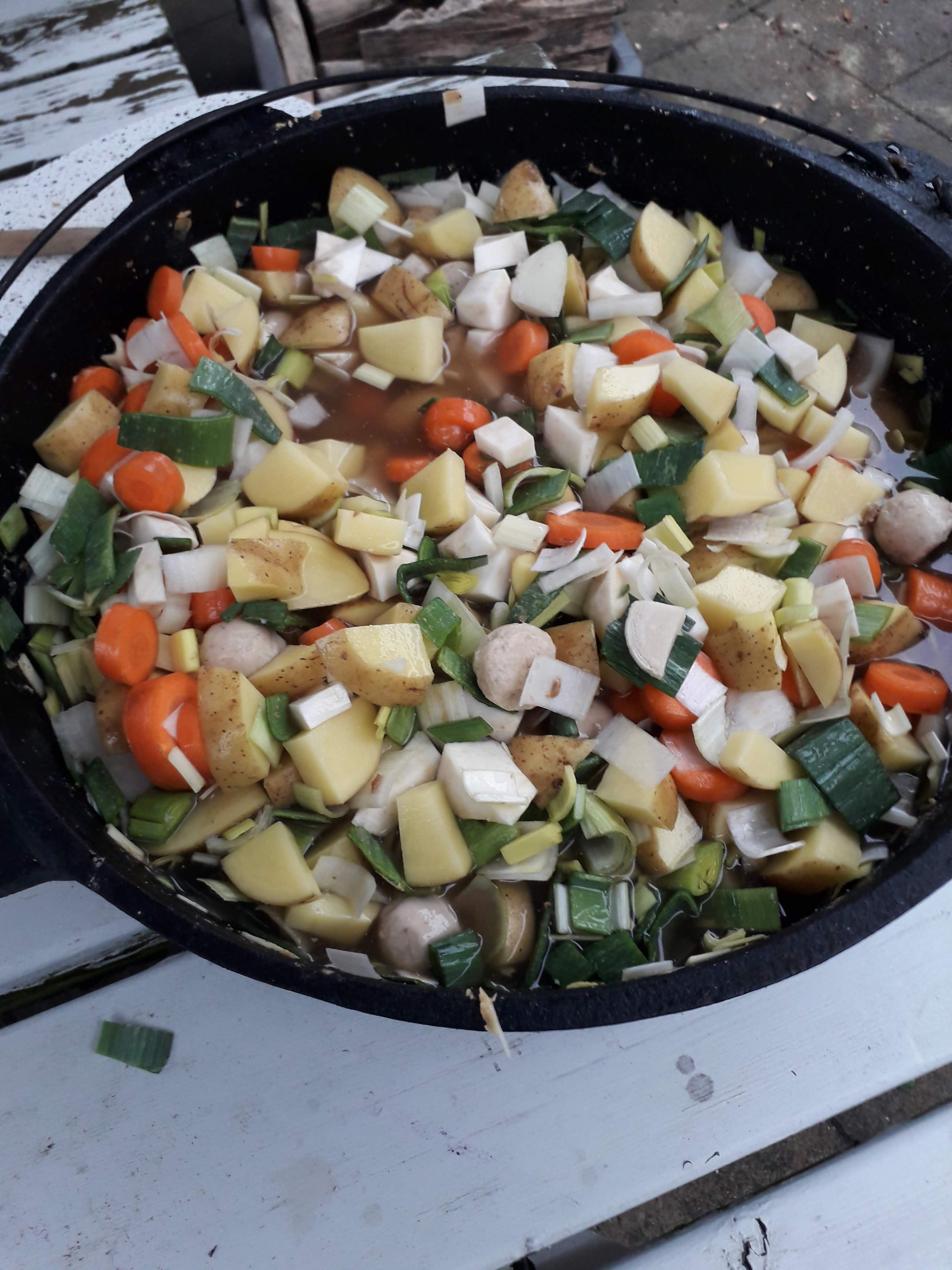 ADRENALINTOURS - Lebe DEIN Abenteuer since 1994 - Feuer­küche: Kochen